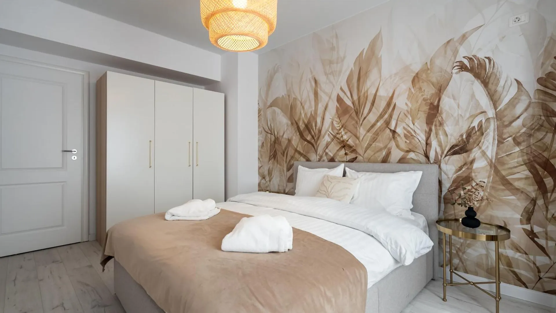 Central Spacious Apartment P06 Bucharest