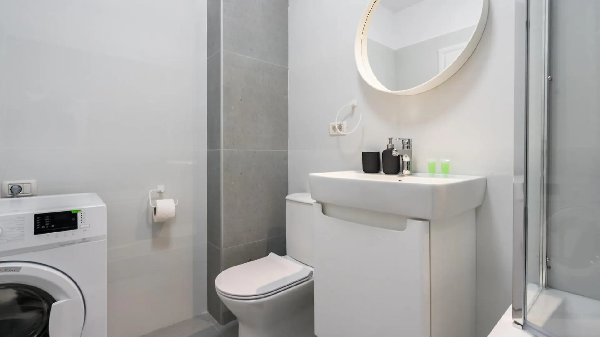 Central Spacious Apartment P06 Bucharest Romania