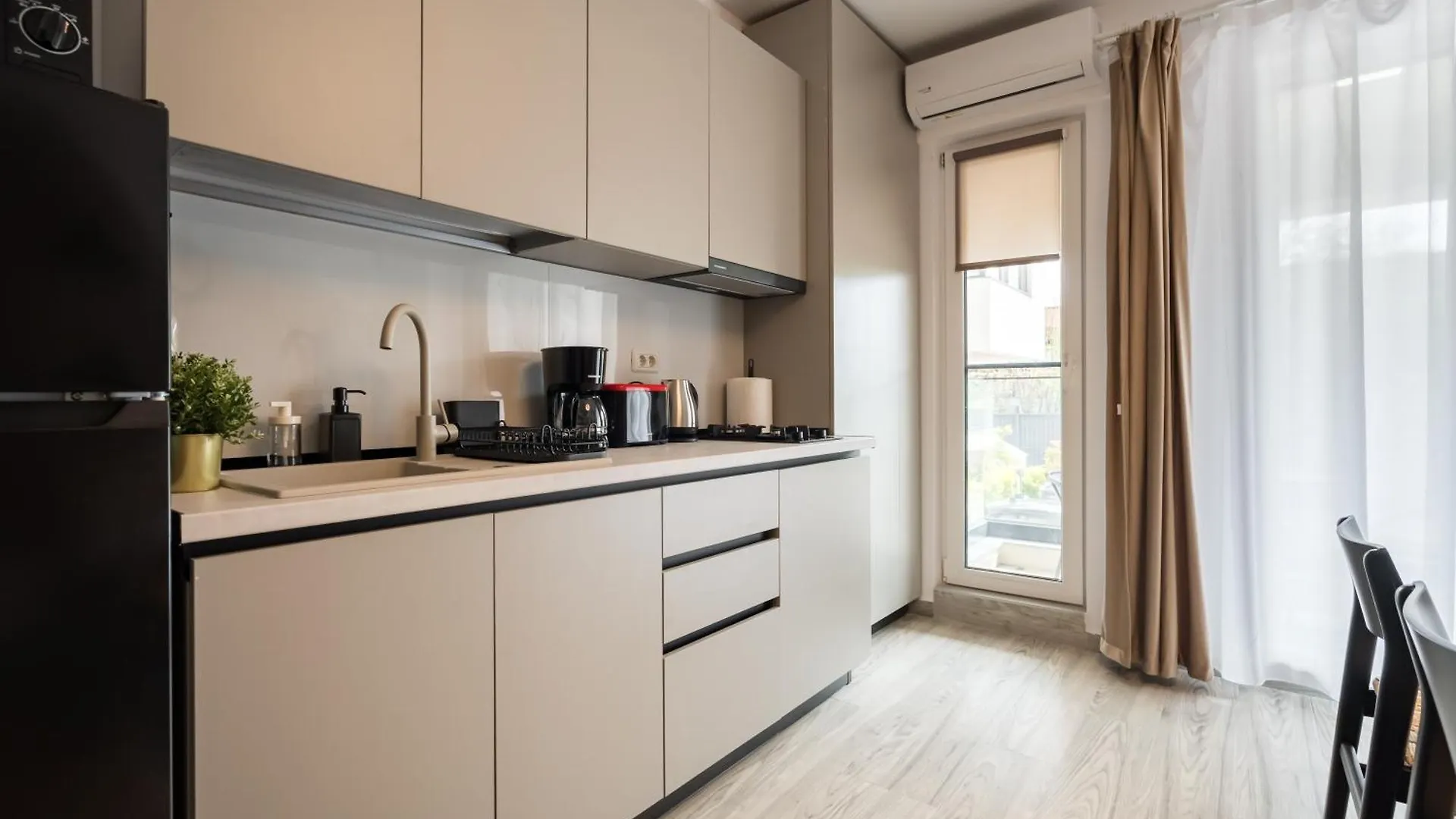 Central Spacious Apartment P06 Bucharest 0*,